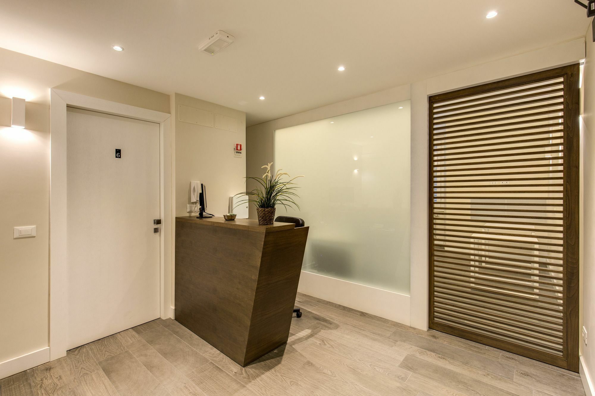 Wrh Suites Rome Exterior photo